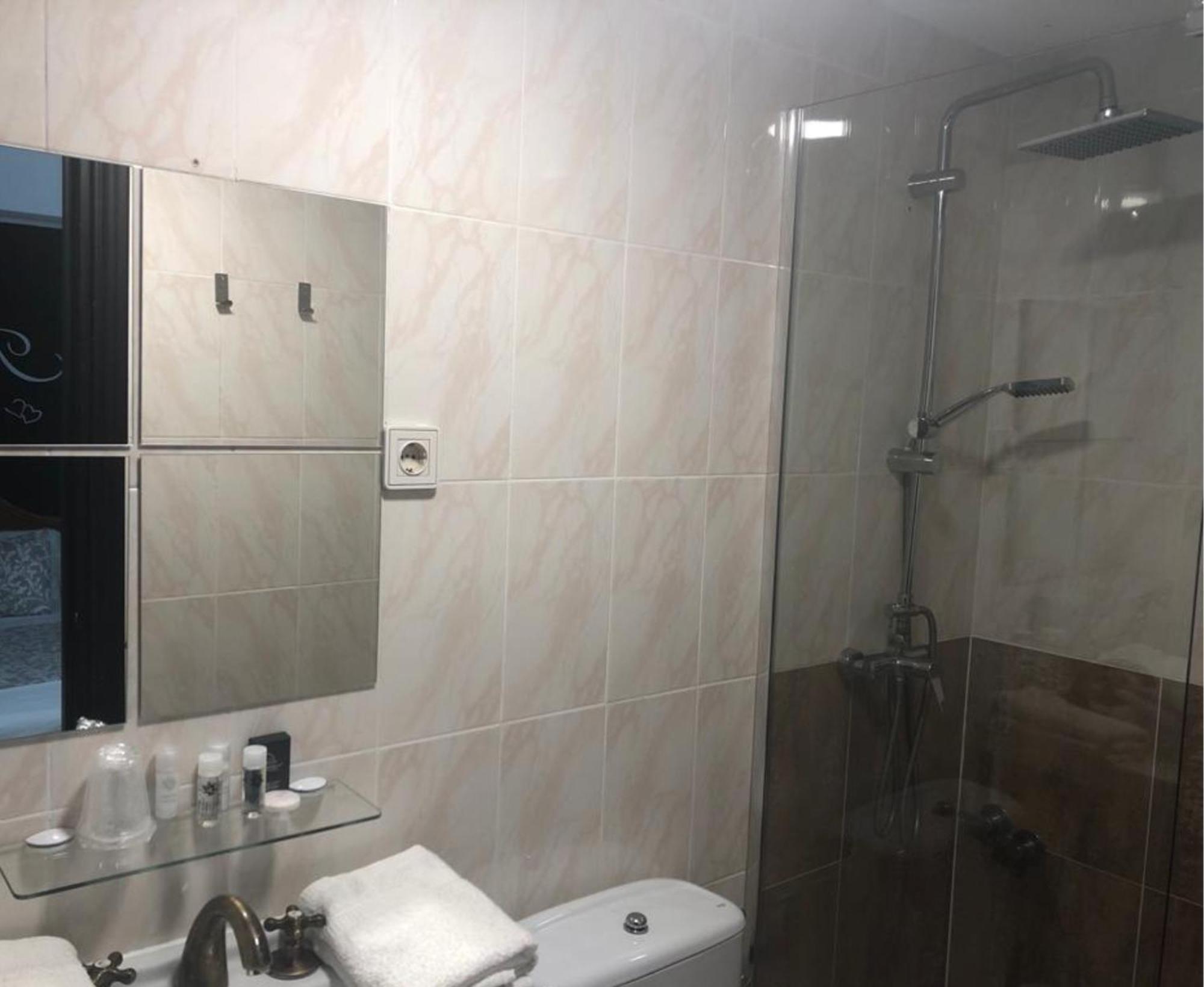 Hostal Victoria Альтура Экстерьер фото